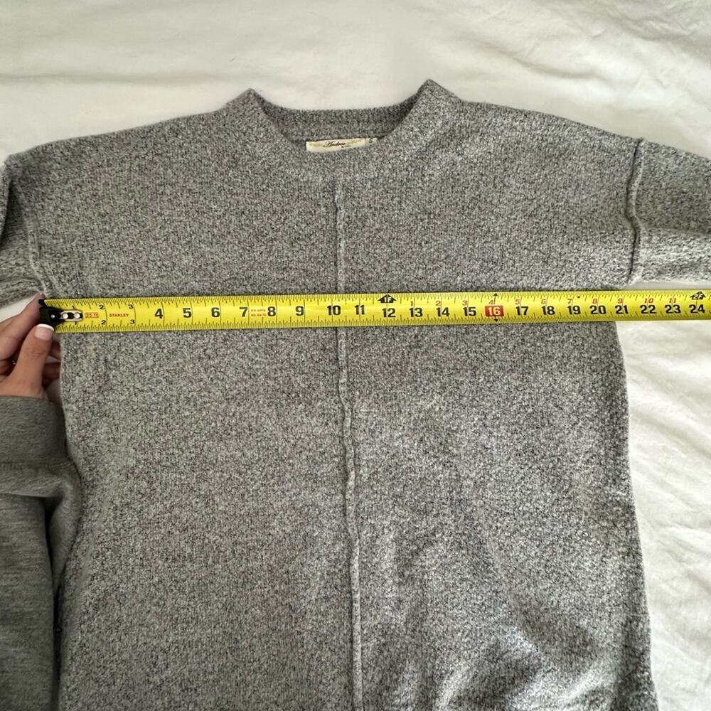 EUC- Gray Andree by Unit Loose fit Crewneck Sweater - Picture 3 of 3